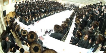 פסח בחצר הקודש ערלוי