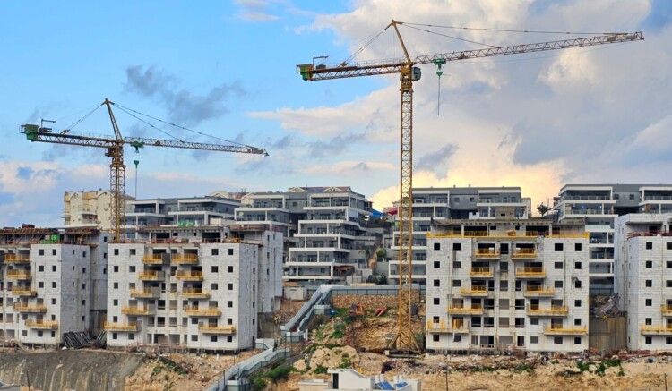 בניית דירה