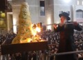 הדלקה של חג’ בעומר בחצר קאמארנא – בית שמש