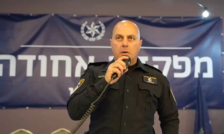 צפו: מפקד המחוז לשוטרים במירון - אנחנו לא נגד הציבור