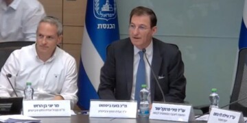 צפו: מהומה בוועדה עם המשך הדיון על חוק הגיוס