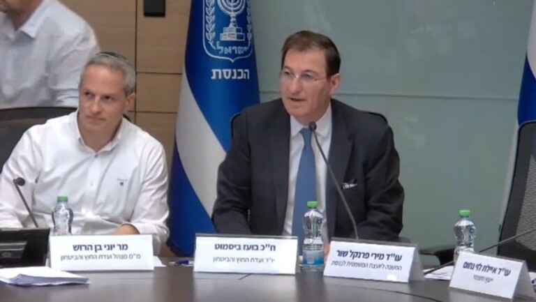 צפו: מהומה בוועדה עם המשך הדיון על חוק הגיוס