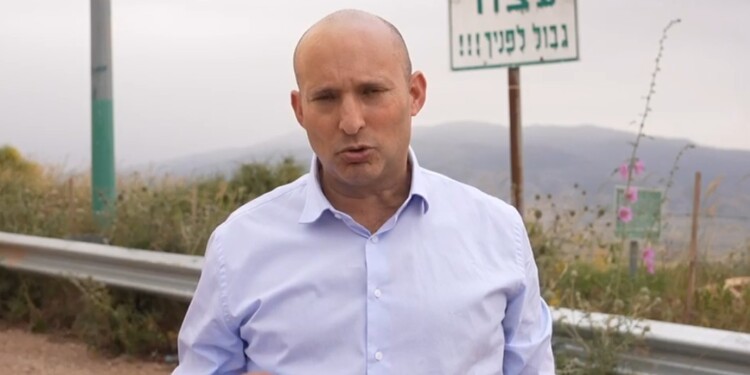 מביך: בנט הודיע שהוא בדרך לדיון בכנסת כשהדיון נגמר