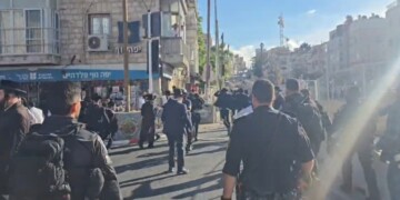 הפלג חוסם כבישים מרכזיים בארץ בעקבות מעצר בחורי הישיבה