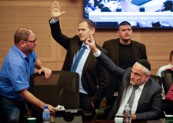עם קולות החרדים אושרה ההצעה לפיצול תפקיד היועמ”שית