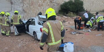 ביתר עילית: שני פצועים לאחר שרכבם נפל לוואדי