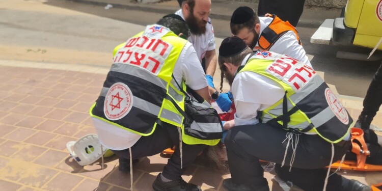 בני ברק: מעורער בנפשו דקר אברך בכולל – מצבו קשה