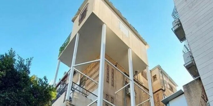 בני ברק: הרשות לאכיפה מקרקעין התלבשה על תוספת המרפסות