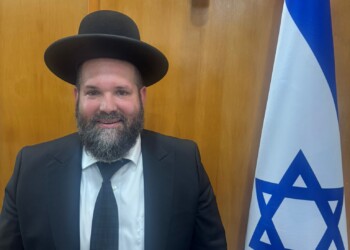 הרב משה פרזיס נבחר כרב העיר הספרדי של חולון.