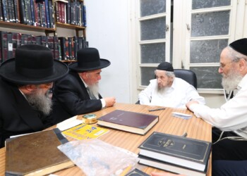 חבר המועצת הגיע למרן לדון בנושא מעצר הבחורים