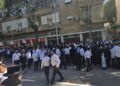 צפו: מהומה בחיפה בשל חשד שבאו לעצור בחורי ישיבה