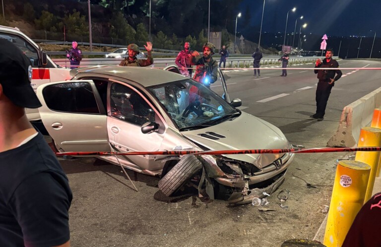 שלוש צעירות נפצעו בפיגוע דריסה בצומת גוש עציון