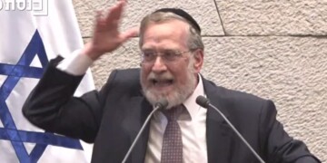 צפו: פינדרוס יצא נגד אלימות המשטרה בהפגנת הר”צפניקים