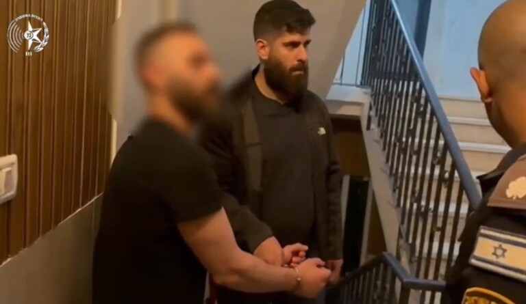 נעצר מאבטח ממזרח ירושלים שאיפשר יידוי אבנים לעבר חרדים