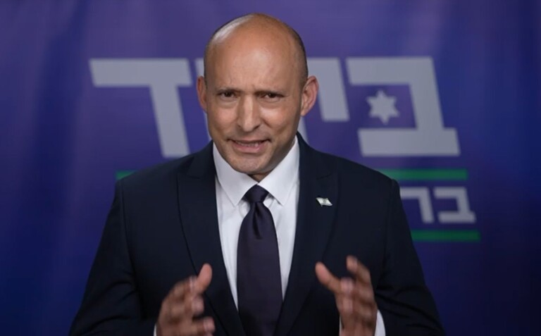 עושה פוליטיקה: בנט זה נרמול טפטופים מאיראן