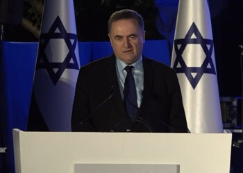 שר הביטחון: המערכה מול איראן רחוקה מלהסתיים