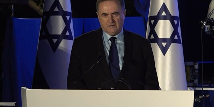 שר הביטחון: המערכה מול איראן רחוקה מלהסתיים