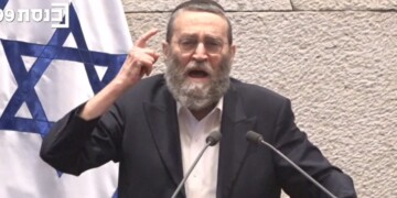 צפו בגפני על היועמ”שית: האישה הזו פוגעת בתינוקות חרדים
