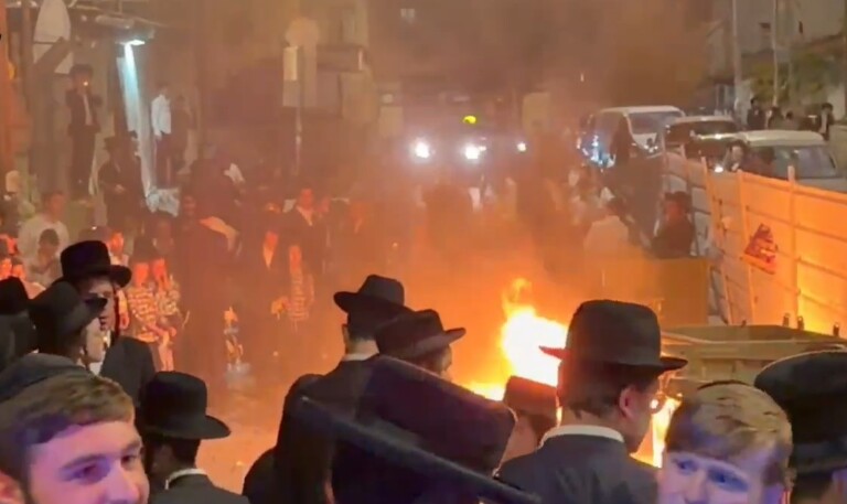 ירושלים: עשרות מפרים את הסדר בבר אילן - מחאה על הרכבת הקלה