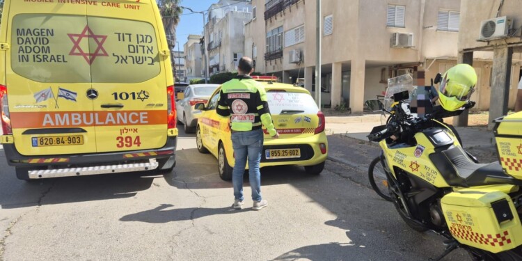 כפר חב”ד: תינוק בן ארבעה חודשים נשכח ברכב – מצבו קריטי