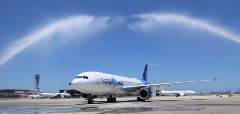 צפו: מטוס ה-A330 הראשון של ישראייר נחת בישראל