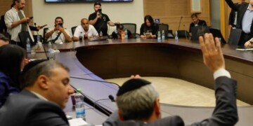 הוועדה אישרה את חוק יסוד לימוד התורה לקראת ההצבעה במליאה