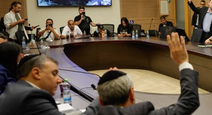 הוועדה אישרה את חוק יסוד לימוד התורה לקראת ההצבעה במליאה