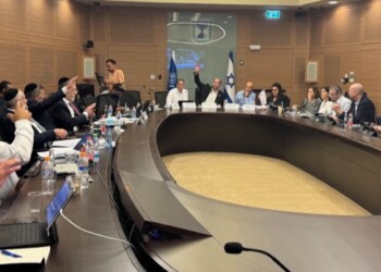 ועדת החוקה אישרה את הצעת חוק היועמ"ש
