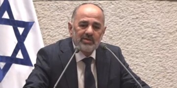 ב"ב: תינוק כן 5 חודשים נחנק ממשחק ופונה לבי"ח