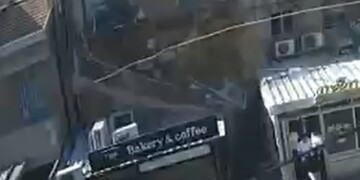 צפו בתיעוד הדרמטי שתפסו המצלמות: רגע קריסת המרפסת