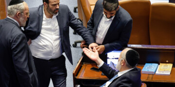 הצעת חוק הקפאת מעצרי לומדי התורה אושרה בכנסת