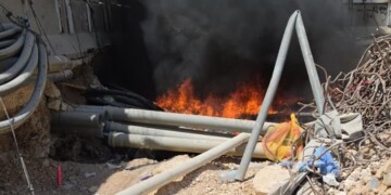 ירושלים: קיצונים שרפו כבלי חשמל של הרכבת הקלה