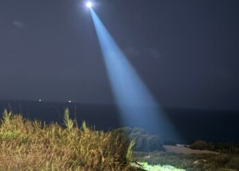נמשכים החיפושים אל תוך הלילה אחר יובל בן ה-4 שנעלם באשקלון