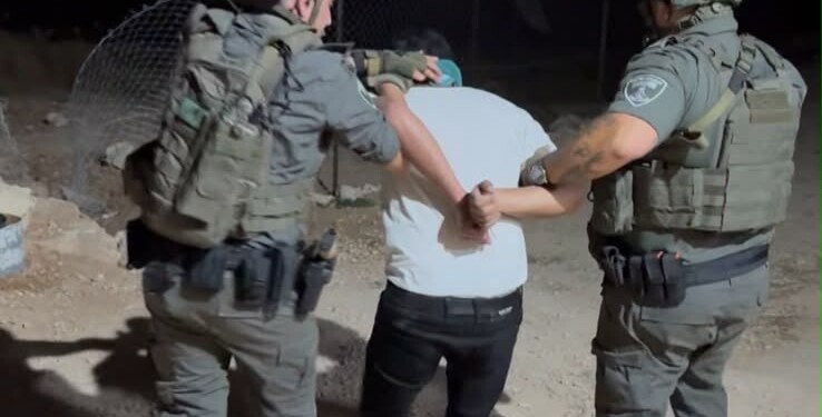 נעצרו שלושה מחבלים שהיו מעורבים בחטיפת הנשק בפיגוע