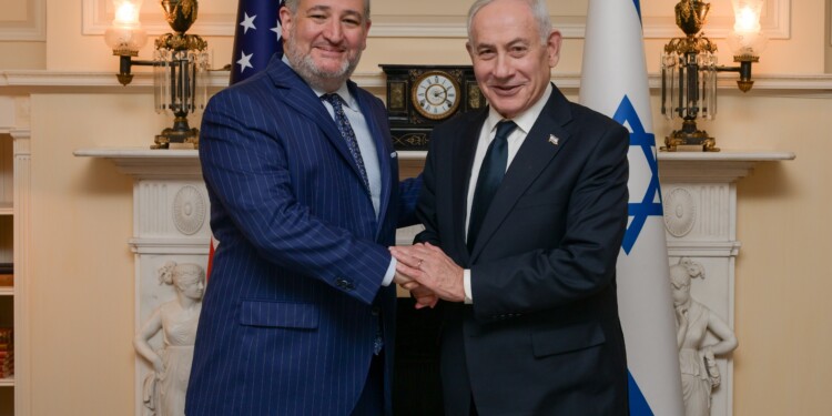 נתניהו החזיר תמיכה ונפגש לפגישות אישיות עם סנטורים