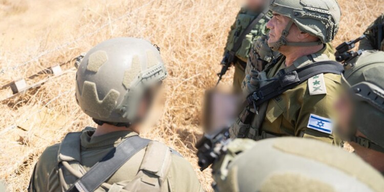 הרמטכ"ל בסוריה מתייחס במרומז לתקיפה אתמול: "לא נאפשר התבססות כוחות עוינים"