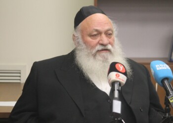 רשמית יצחק גולדקנופף ממשיך לקדנציה נוספת