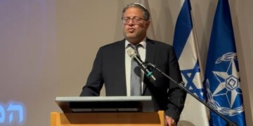 מכה ליועמ"שית ניצחון לבן גביר: ינאם בפני השוטרים