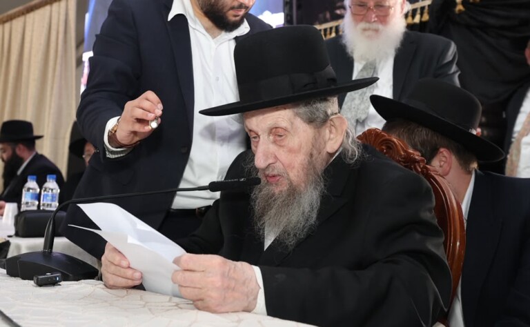 צפו: מרן נשנק מבכי כשדיבר על מצב עולם התורה