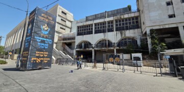 נשלמות ההכנות לאירוע הענק של רבבות חסידי ויז'ניץ הערב