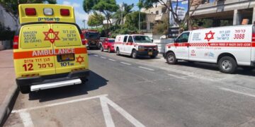 קרית אתא: פועל נפצע בינוני כתוצאה מנפילה מגובה