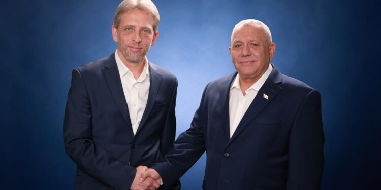 שבע שנים לאחר שפרש מהפוליטיקה רועי פולקמן חוזר