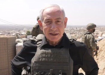 נתניהו סמוך לעזה: אנחנו שולטים ב60% ועוד היד נטויה
