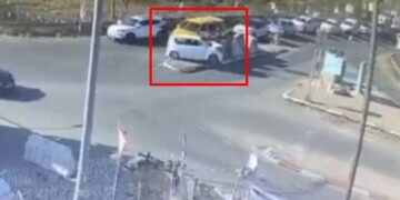 הפצוע בפיגוע: בנו של שגריר ישראל בוושינגטון