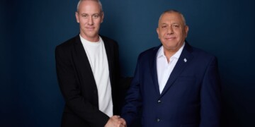 חילי טרופר שנפרד הבוקר מהנדל חבר לאייזנקוט