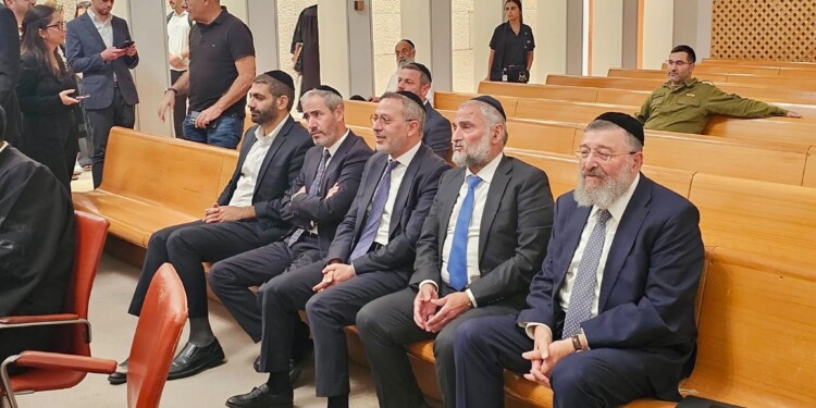 בג"צ פסק: תבוטל הילולת מרן הגר"ע יוסף זצוק"ל