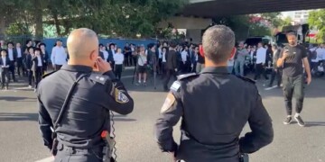 החלו ההפגנות במרכז ובירושלים – מפגין נדרס ונפצע קל