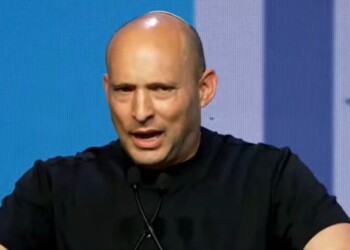 בנט: "ראשי המפלגות בגוש מנהלים שיחות"