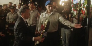 מהקהל צעקו לשופט עמית: לא מגיע לך להניח את הזר