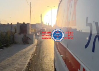 תיעוד מטורף: המחבל יורה גם לעבר כוחות ההצלה